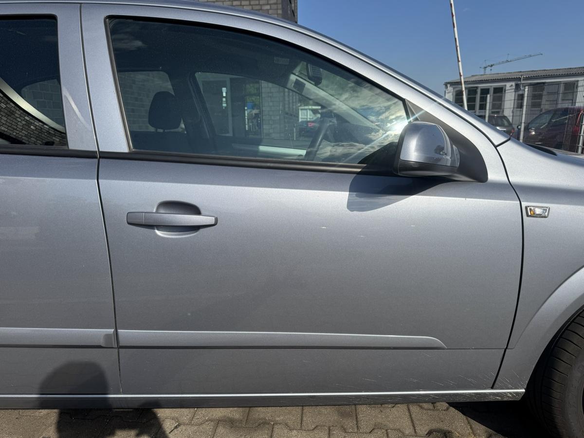 Opel Astra H original T&uuml;r vorn rechts Z163 Lichtsilber Stecker Kabelbaum eckig Rohbau Bj.2006